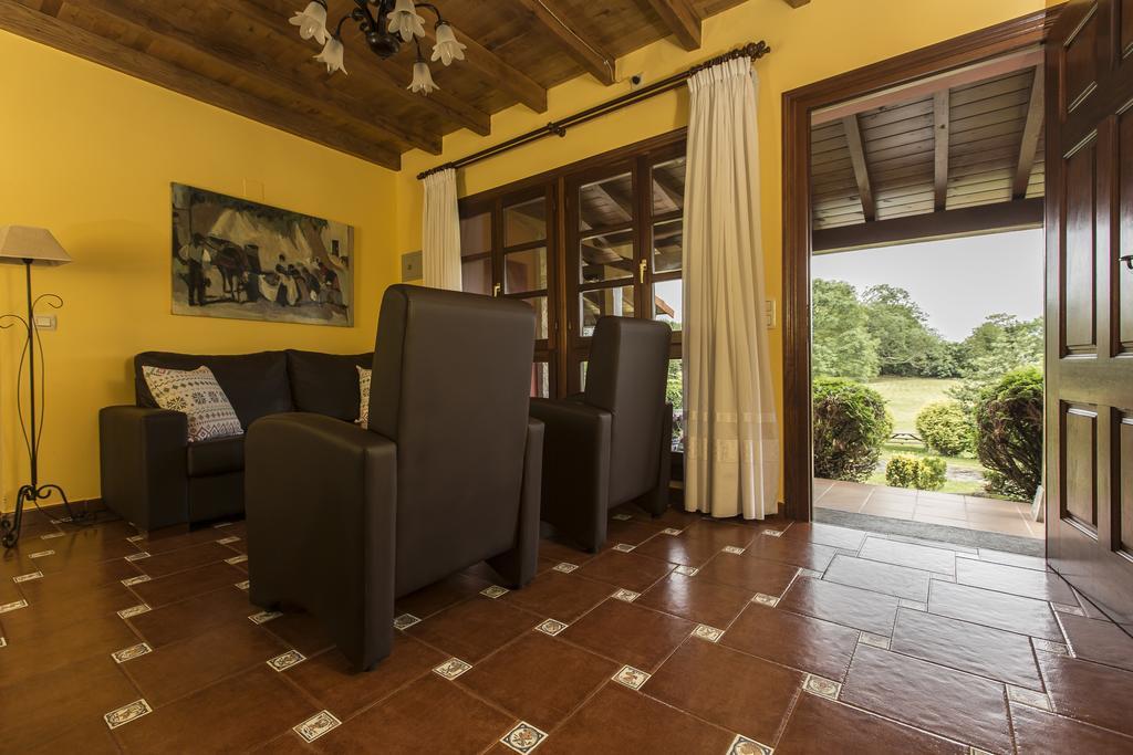Casas Rurales Playa De Guadamia Llames de Pría Extérieur photo