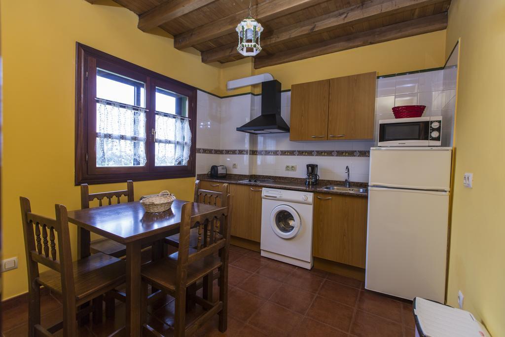 Casas Rurales Playa De Guadamia Llames de Pría Extérieur photo